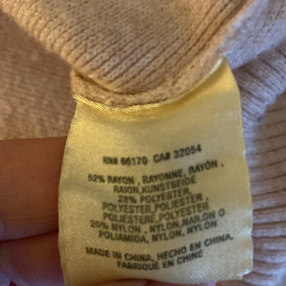 Moth Anthropologie Seward Hooded V-Neck Soft Pullover Sweater Soft Pink, Medium - Picture 7 of 9